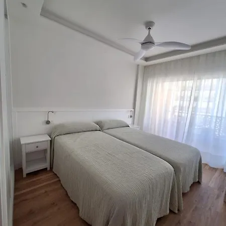 Seafront Apartment *